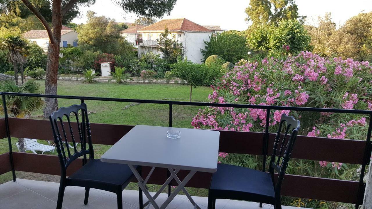 Residence Di A Serra Calvi  Dış mekan fotoğraf